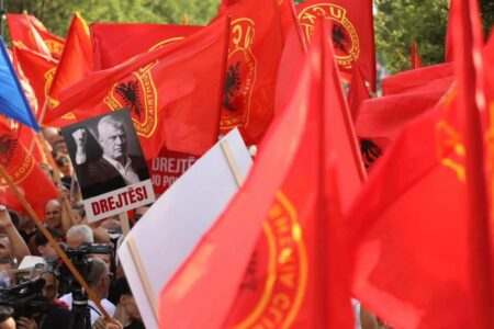 Protesta në Hagë, Krasniqi: Kosova nuk i harron bijtë e saj