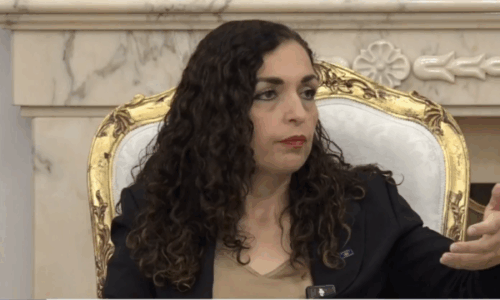 Osmani para disa muajve mburrej për shkollimin e vajzave në shkollë publike: Kemi dashur t`i rrisim si gjithë të tjerët