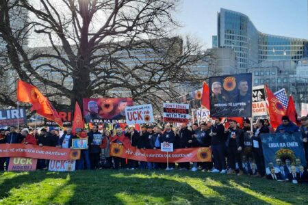 Nesër protesta për drejtësi për ish-krerët e UÇK-së në Hagë