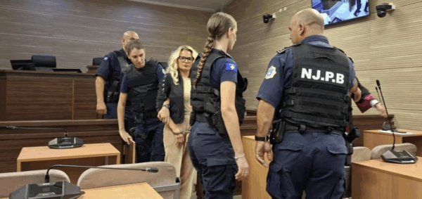 Del para gjykatës spiunja serbe