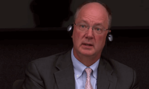 Williams: Ishte e qartë si drita e diellit që komandatët e zonave duhej bërë pjesë e procesit, Thaçi s’e kishte autoritetin që të vendoste vetë