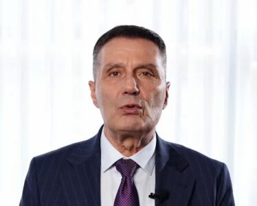 Ruzhdi Shehu premton investime të reja në infrastrukturën sportive në Junik: Rinia është prioriteti ynë