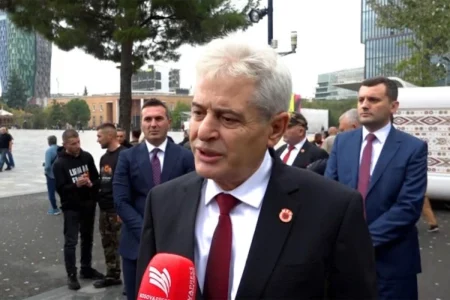 Ahmeti: Kosova mund të bëjë më shumë për ish-udhëheqësit e UÇK-së që gjenden në Hagë