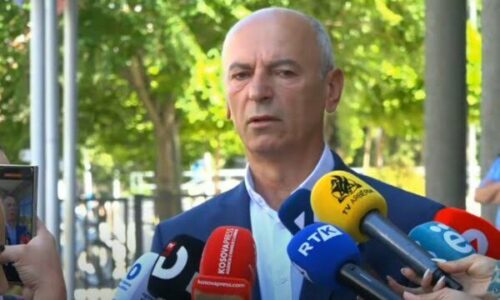 Nura: LVV-së nuk i konvenon krijimi i institucioneve, PDK nuk voton për nënkryetar nga pakicat