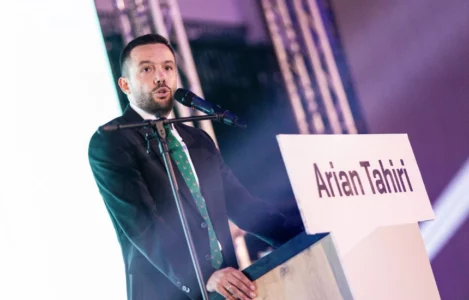 Arian Tahiri shpall fitoren në Mitrovicë