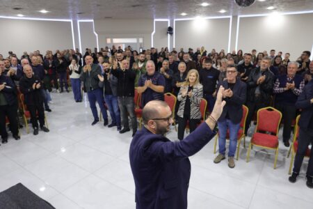 Arbër Ismajli: Fitorja është e jona, sepse jemi me njerëzit, jemi me qytetarët, dhe jemi për Gjilanin