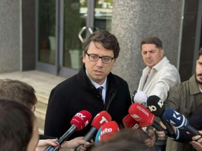 Murati: Në asnjë pikë, Kushtetuesja s’përmend që nënkryetari i jepet Listës Serbe