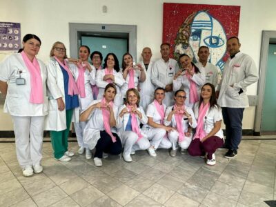 Klinika e Kirurgjisë Torakale bashkohet në ndërgjegjësimin ndaj kancerit të gjirit