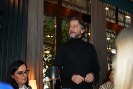 Përparim Rama takohet me mësimdhënës, i falënderon për bashkëpunim në mësimin tërëditor: Projekt pozitiv