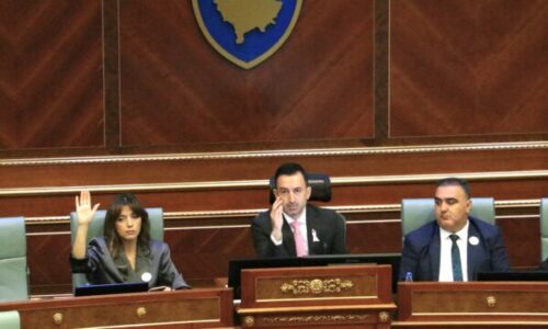 Përmes propozimit si ministër, a tentoi Kurti ta zëvendësojë Dimal Bashën me Albulena Haxhiun?