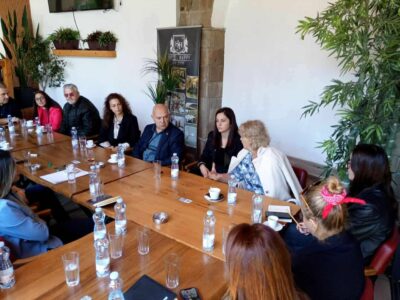 Ardian Gjini takon Shoqërinë Civile: Vetëm bashkë mund ta çojmë Gjakovën përpara