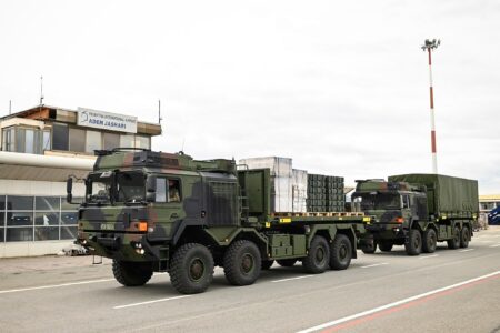 Dronët kamikazë të FSK-së, Vuçiqi i inatosur shumë me Turqinë: Jam i tmerruar, e kuptuam mirë mesazhin
