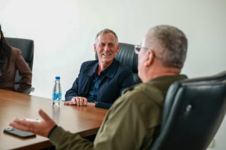 Osmani viziton bizneset në Fushë Kosovë: Krenarë për punën, vizionin dhe kontributin e tyre në zhvillimin ekonomik lokal