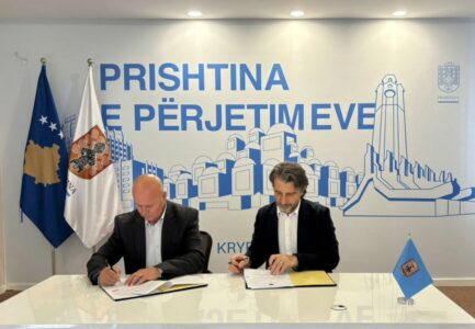 Përparim Rama nënshkruan marrëveshjen: Prishtina pas 25 vjetësh ofron hapësirën për mbështetjen e personave me paralizë