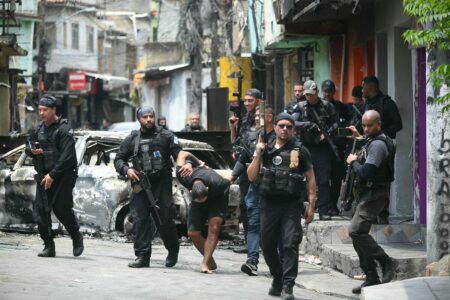 Shkon në 132 numri i të vrarëve gjatë bastisjeve policore në Rio de Janeiro