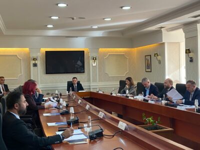 Kuvendi i Kosovës mban mbledhjen e parë të Kryesisë