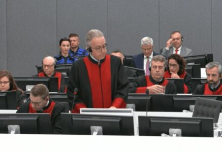 Mbrojtja e Thaçit: S’mund ta përfundojmë çështjen më 14 nëntor, as ta dorëzojmë dosjen përfundimtare më 22 dhjetor