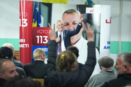 Imri Ahmeti merr mbështetje në Gumnasellë: Përtej fjalëve, me punë, për Lipjanin!