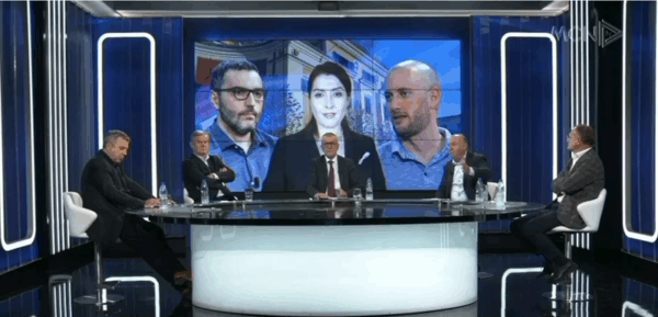 Analisti shqiptar p*rdh gjatë emisionit live (VIDEO)