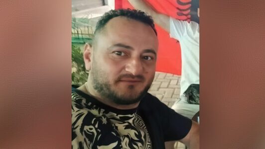 Zbulohet personi që e vrau me thikë shokun e tij në Shqipëri