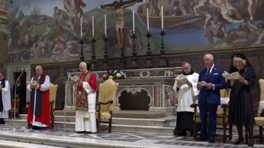 Mbreti Charles bëhet kreu i parë i Kishës së Anglisë që lutet publikisht me Papën