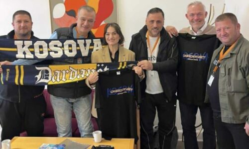 Pak orë para ndeshjes Suedi – Kosovë, Dardanët priten nga kryetari i Goteborgut