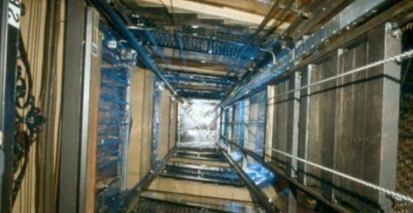 Tragjike në Bresje: Një person bie në hapësirën e liftit dhe humb jetën