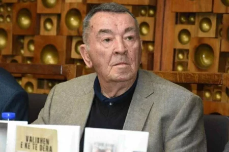 Vdes regjisori shqiptar, Atdhe Gashi