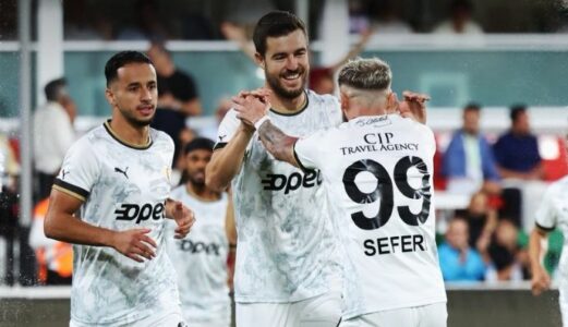 Nuk u ftua nga Sylvinho, Seferi shënon dy gola në Turqi