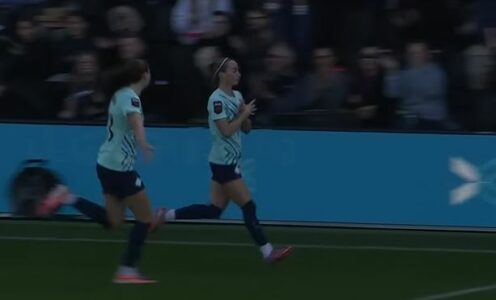 Kosovare Asllani feston golin me shqiponjë: E bëra për Kosovën