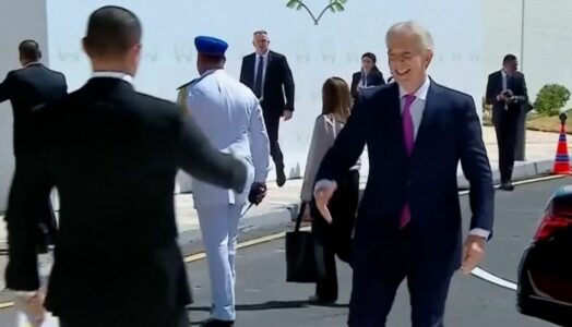Tony Blair mbërrin në Egjipt