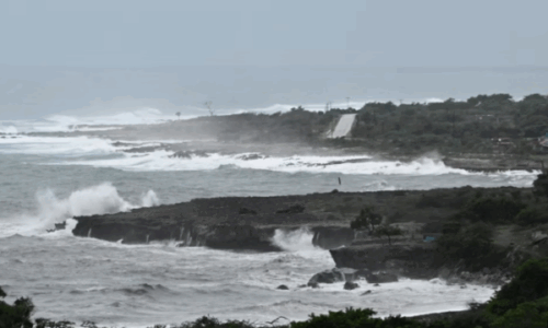Pas shkatërrimeve në Xhamajkë, uragani Melissa godet Kubën