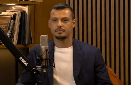 “Jam me fat dhe i lumtur që jam djali i Hashim Thaçit”, rrëfimi emocionues i Endritit