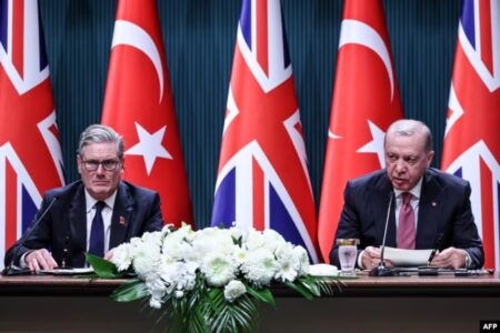 Turqia bën marrëveshje me Britaninë: Blen 20 avionë luftarakë