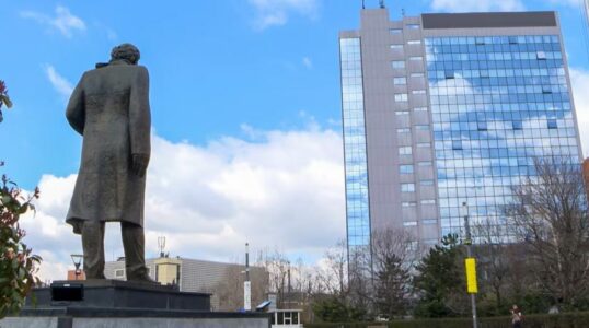 “Asnjëra parti nuk do ta ketë shumicën fillestare për ta bërë qeverinë me 61 vota”