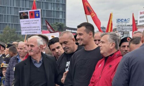 Djali i Hashim Thaçit me falënderim të veçantë për krejt shqiptarët dhe Edi Ramën