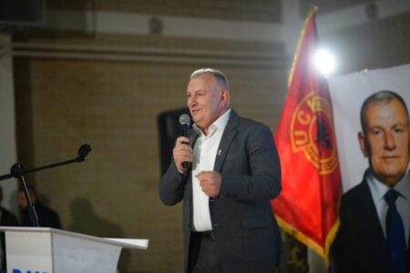 Shukri Buja pas takimit me qytetarë: Përtej çdo parashikimi, fitorja është e jona