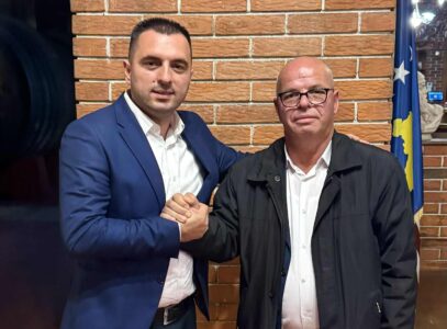 Smajl Latifi merr përkrahjen e Fahri Fazliut të ri, nipin e heronjve të kombit Bahri dhe Fahri Fazliu