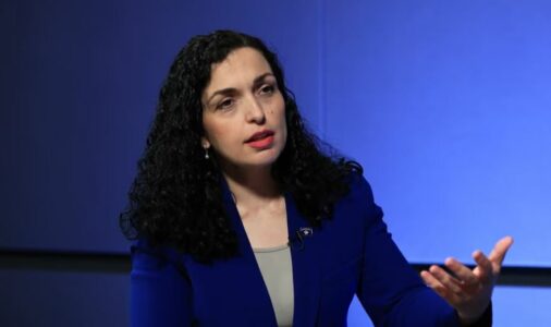 Dronët turq në Kosovë s’i pëlqyen Vuçiqit, Osmani: S’mund ta kërcënosh Turqinë si fqinjët tuaj