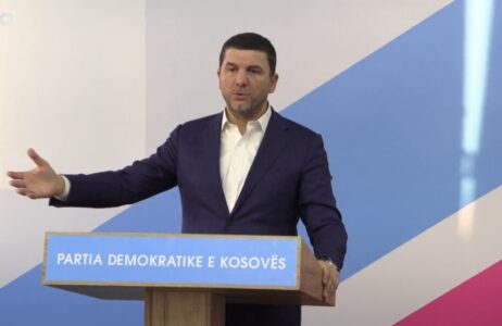 Memli Krasniqi mohon çdo komunikim me Vetëvendosjen: Nuk ka interes për bashkëpunim nga Kurti