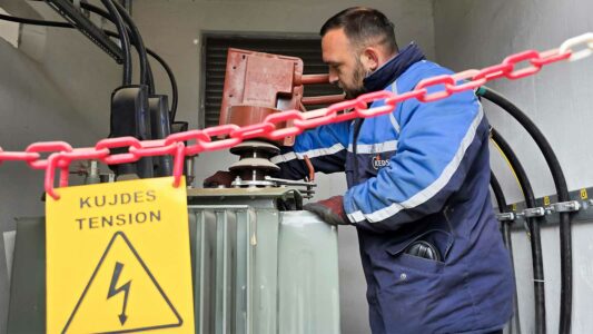 KEDS po dyfishon kapacitetet e rrjetit në Prishtinën e Re