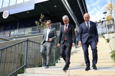 Haradinaj takon ambasadorin e ri gjerman, i kërkon mbështetje për anëtarësimin e Kosovës në NATO dhe BE