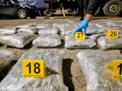 Publikohen momenti i kapjes së 250 kg drogë në kamionin që po lëvizte drejt Prishtinës, AKI ndihmoi në zbulimin e rastit