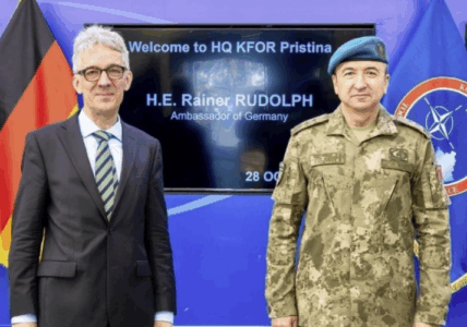 Ambasadori gjerman: KFOR-i, shtyllë kyç e sigurisë në Ballkanin Perëndimor