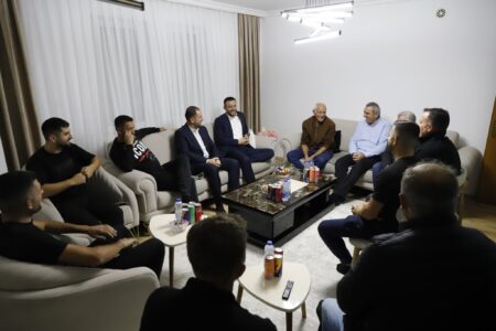 Arian Tahiri: Do të jem pranë qytetarëve, në çdo lagje dhe në çdo fshat të Mitrovicës