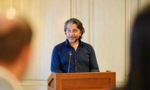 Unaza, shkolla, qendra për punë sociale, fushat: Përparim Rama prezanton projektet e mëdha në Prishtinën e Re