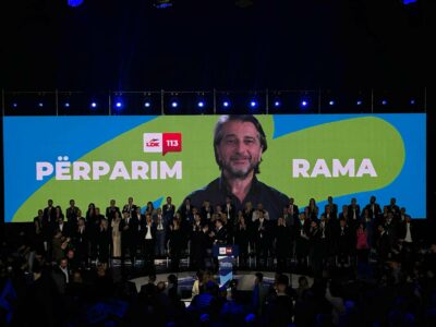 Përparim Rama në tubimin përmbyllës: Mbi 1 mijë projekte, mbi 700 rrugë e 12 shkolla me mësim tërëditor