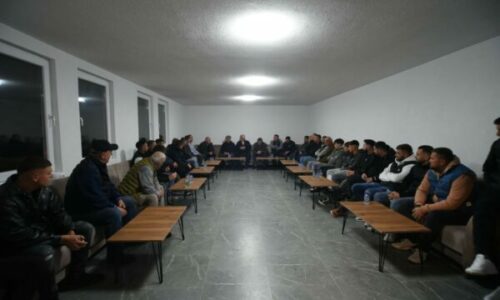 “Gllavica më mirëpriti me zemër sonte”, Shukri Buja: Mbështetje e fuqishme për PDK-në