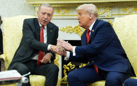 Erdogani mirëpret përgjigjen e Hamasit dhe planin e Trumpit për Gazën