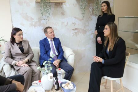 Ferit Idrizi: Me grante komunale deri në 10 mijë euro për biznese të reja dhe mbulim të kamatës së kredisë